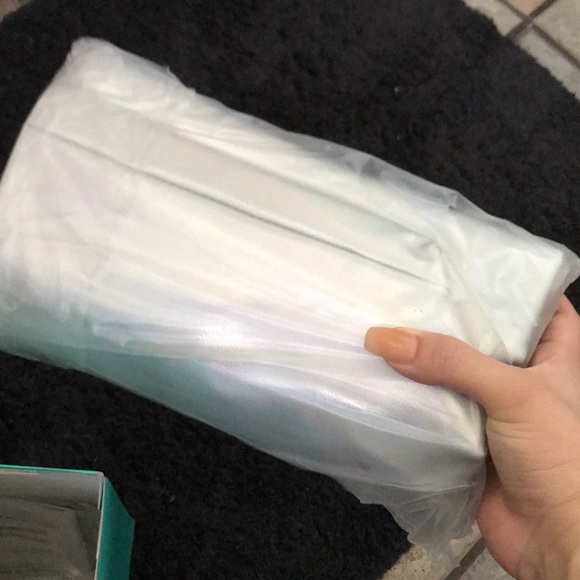 *SOLD*CHI ULTA BEAUTY HAIR STRAIGHTENER - Picture 4 of 8